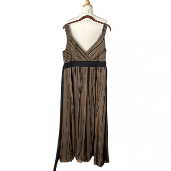 Signature by Robbie Bee Silk Maxi Dress Evening Wear Gown Sheer, Size 16 - Picture 10 of 16